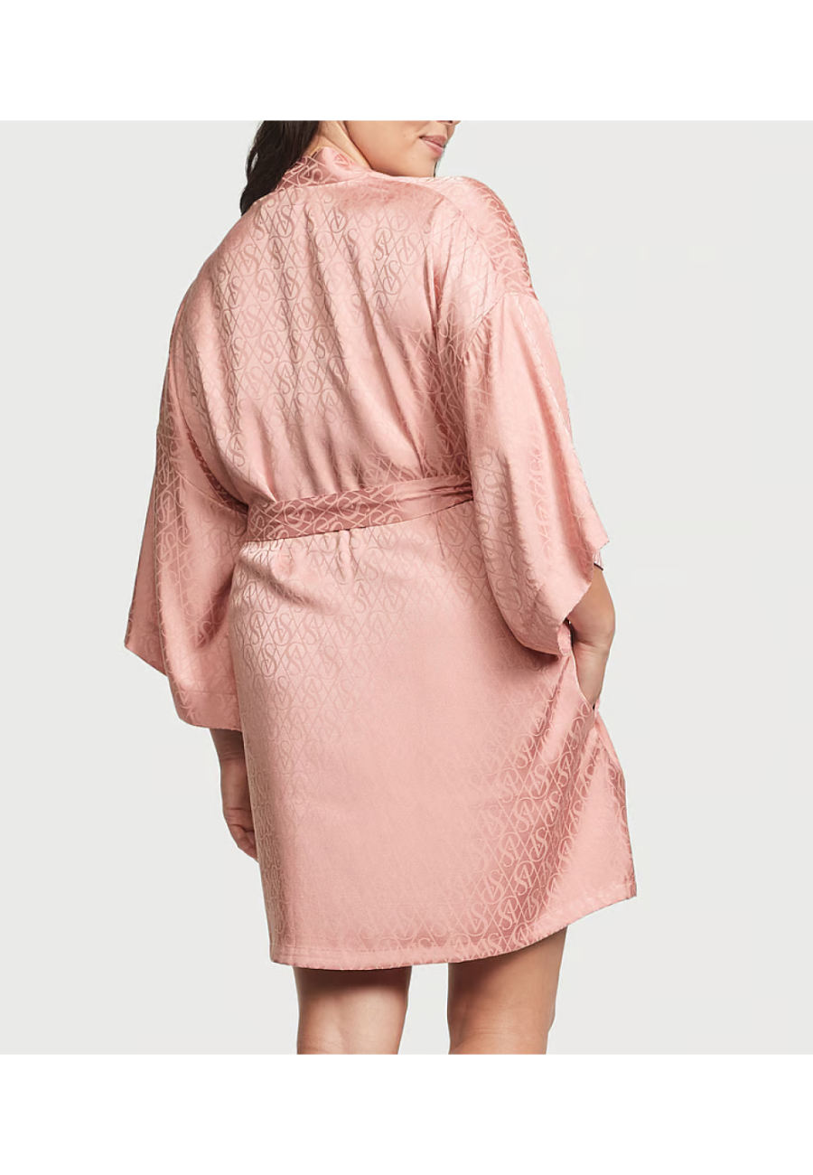 Сатиновый халат The Tour '23 Icon Satin Robe Pink