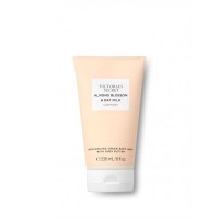 Гель для душу Victoria's Secret COMFORT Almond Blossom & Oat milk