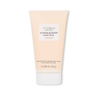 Гель для душа Moisturizing Cream Body Wash Almond Blossom & Oat milk